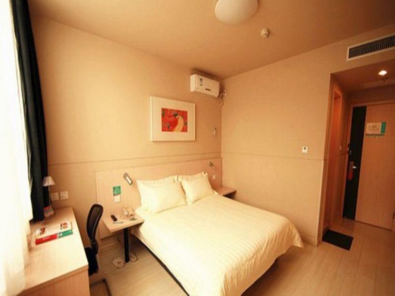 Jinjiang Inn Dujiangyan Lidui Park Railway Station Екстер'єр фото